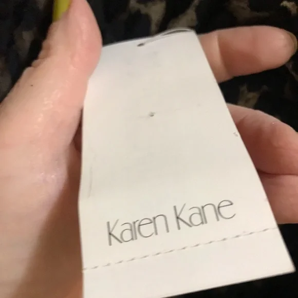Karen Kane 2X Black Leopard Print Top - Picture 5 of 8